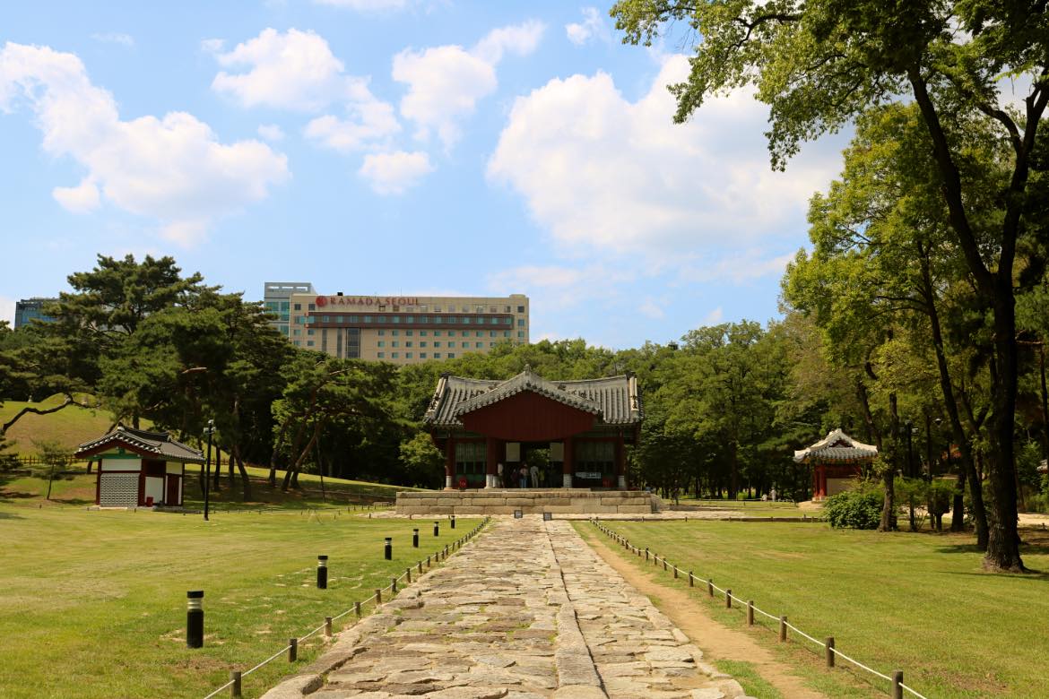 Korean traditional house with building in background