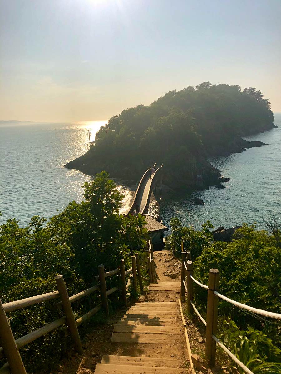 bridge in daebudo ocean and mountain