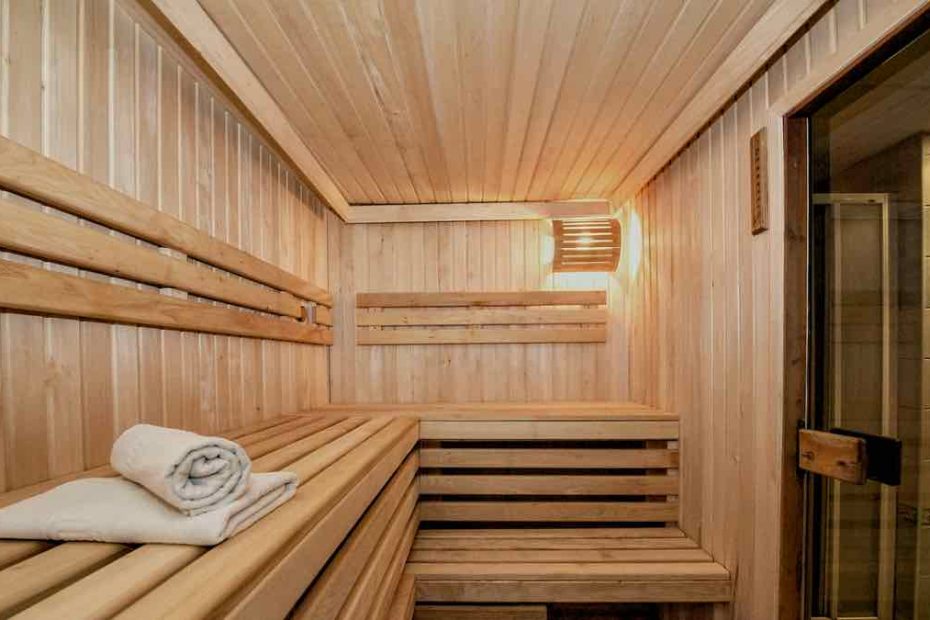 German Sauna Culture Embracing The Heat Cheros Abroad
